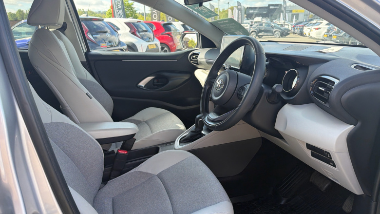 Toyota Yaris 1.5 Hybrid Excel 5dr CVT Hybrid Hatchback